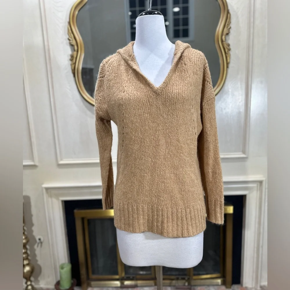 American Eagle Women’s Hooded Sweater Tan XS Soft Wool‎ Blend Jegging Fit